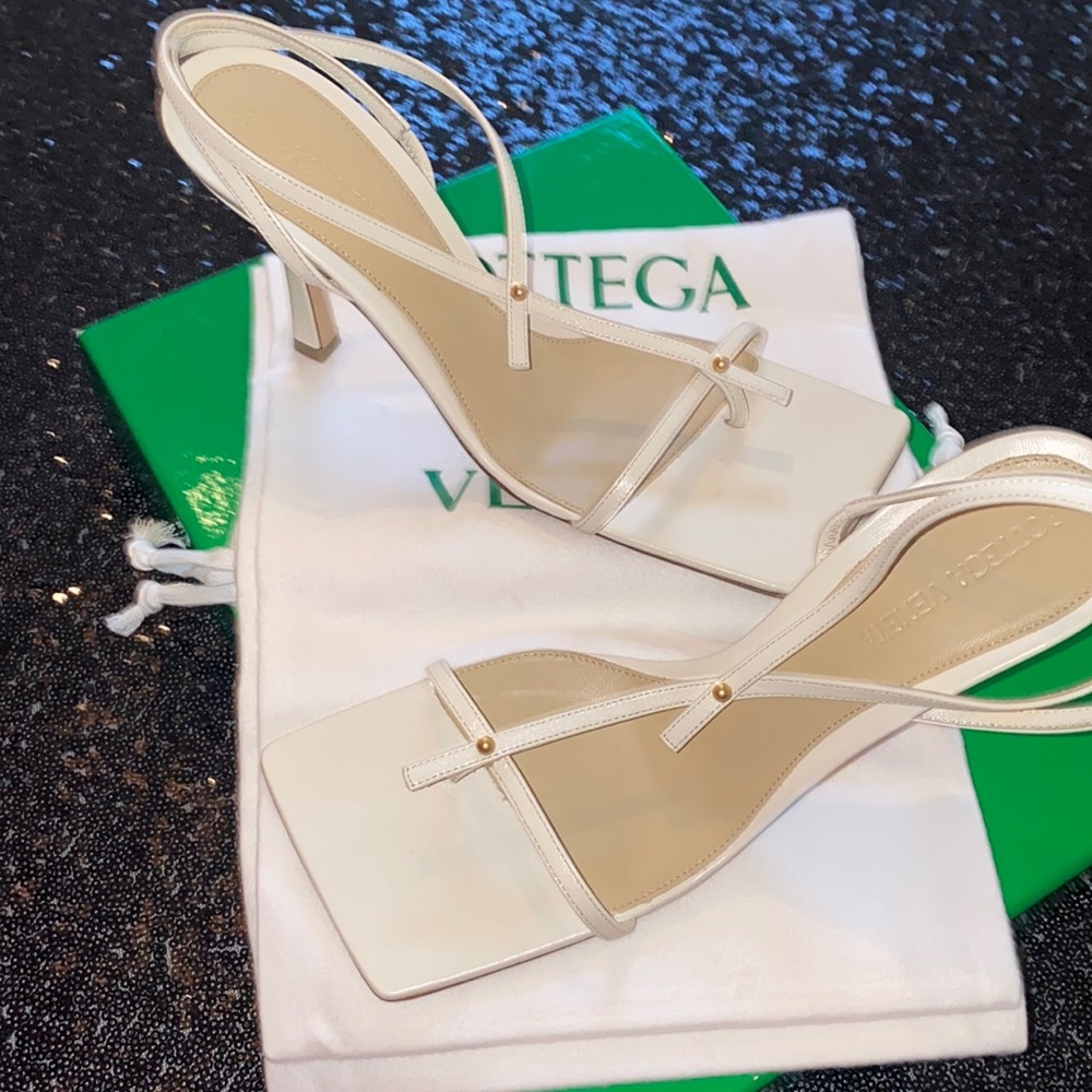Bottega Stretch Sandal